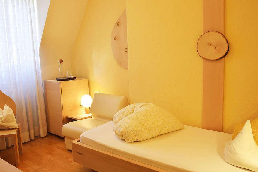 Einzelzimmer Standard Naturholz-Design 'Tilia'